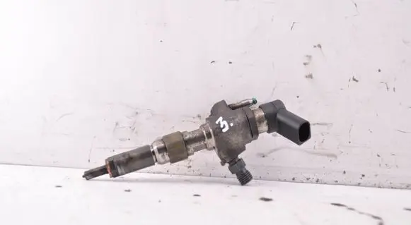 Peugeot 508 II Fuel injector 9802448680
