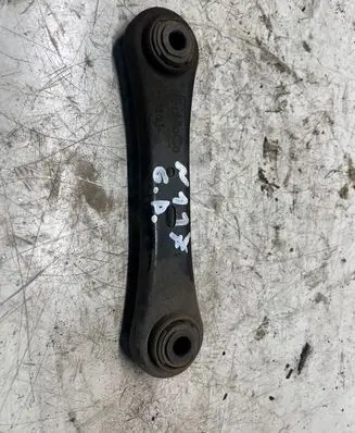 Volvo V70 Rear control arm