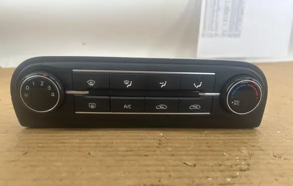 KIA Ceed Climate control unit 97250J7XXX