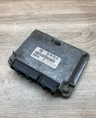 Volkswagen Golf IV Engine control unit/module ECU 038906018GQ 0281010244