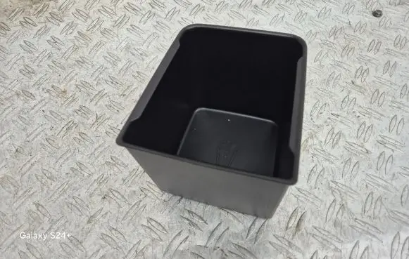 Volkswagen Touran III Glove box central console 5TA859773A