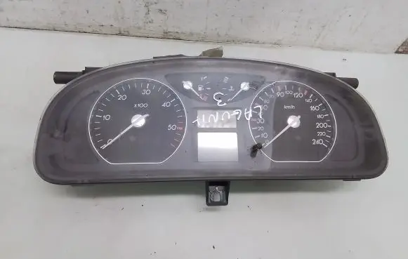 Renault Laguna I Speedometer (instrument cluster) 8200218888