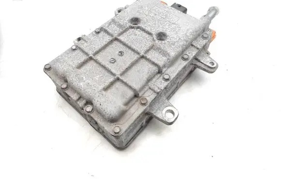 Ford Kuga III Voltage converter inverter LX6810C785AJ LX6810B689YF
