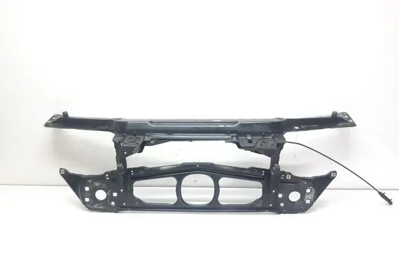 BMW 3 E46 Radiator support slam panel 8211467 51718211467