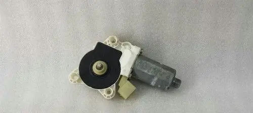 Mercedes-Benz E W211 Front door window regulator motor A2118203042