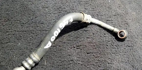 Coolant pipe/hose
