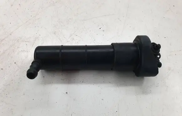 Volvo S80 Windshield washer spray nozzle 0612040312