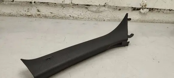 BMW X1 U11 (A) pillar trim 9462311