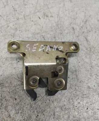 Audi A4 S4 B5 8D Tailgate/trunk/boot lock/catch/latch