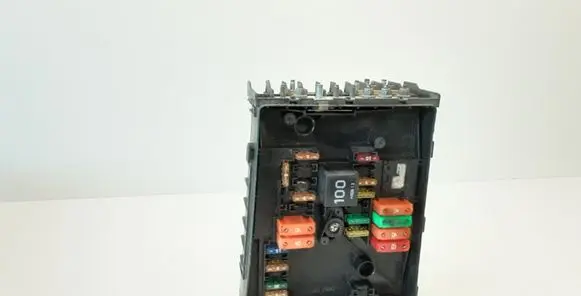 Volkswagen Touran I Fuse module 1K0937125 017181301