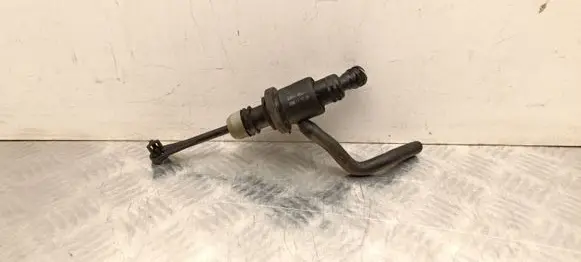 Renault Kadjar Clutch slave cylinder 306104BG1A