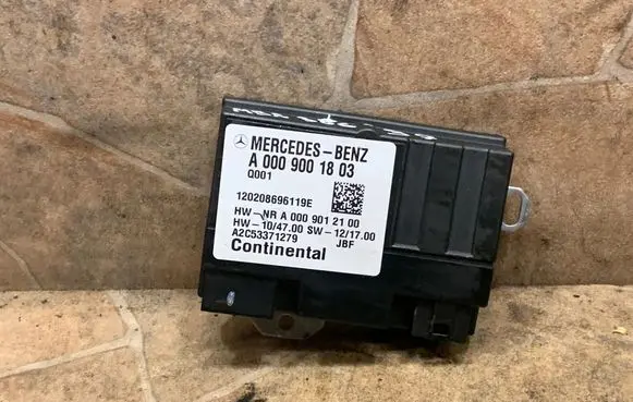 Mercedes-Benz GL X166 Fuel injection pump control unit/module A0009001803