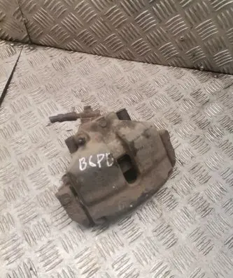 Volkswagen PASSAT B6 Front brake caliper