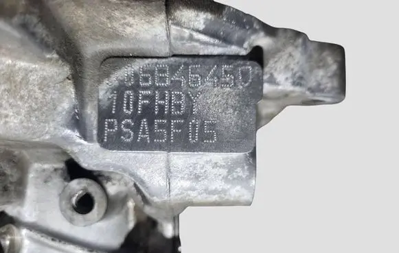 Peugeot 5008 Engine block 5F05