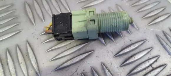 Renault Megane I Brake pedal sensor switch 7700849783