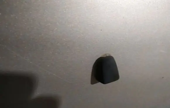 Windshield washer spray nozzle