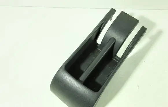Toyota Verso Rear seat rail trim cover 721370F060