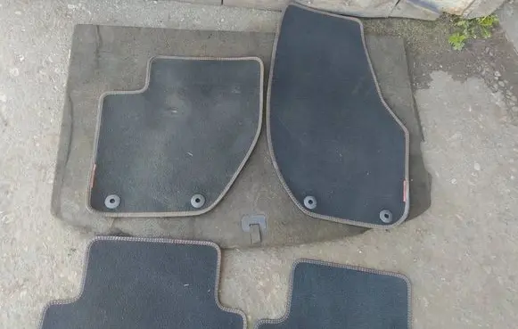 Volvo V40 Car floor mat set