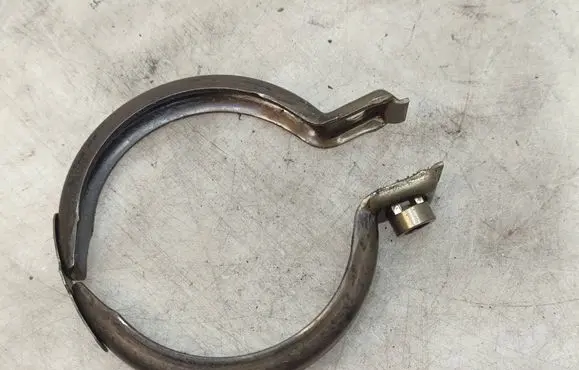 Audi A3 8Y Muffler pipe connector clamp 5Q0253725H