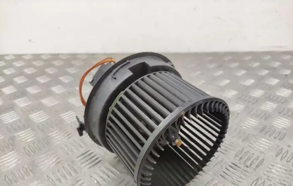 Toyota Aygo AB40 Heater fan/blower L93700901000