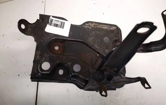 Battery bracket