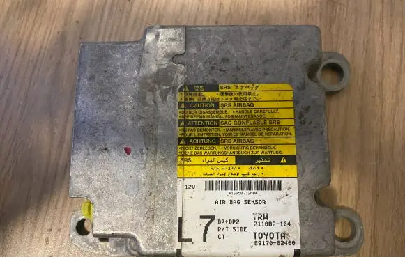 Toyota Corolla E120 E130 Airbag control unit/module 8917002400 211082104