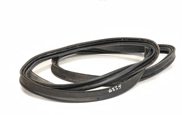 Audi A4 S4 B8 8K Trunk rubber seal (body)