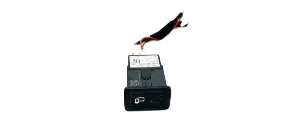 Mercedes-Benz A W177 USB socket connector A2478203802 51187