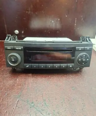 Mercedes-Benz A W169 Radio/CD/DVD/GPS head unit A1698200086