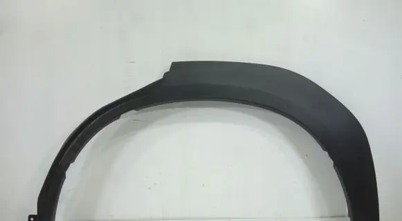 Suzuki SX4 Rear arch trim 