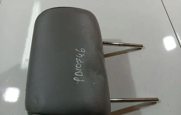 Rover 620 Front seat headrest 