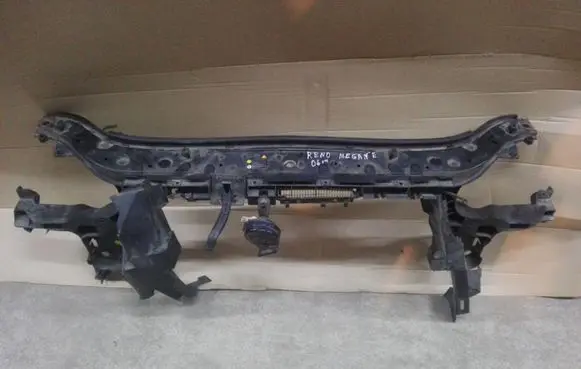 Renault Megane II Radiator support slam panel 8200589928