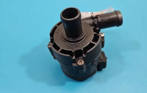 Renault Kadjar Electric auxiliary coolant/water pump 0392023294 IMPRK1526378