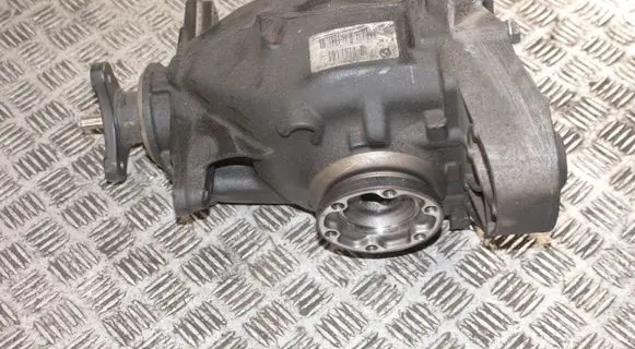 BMW X1 E84 Rear differential 7611129 7541580