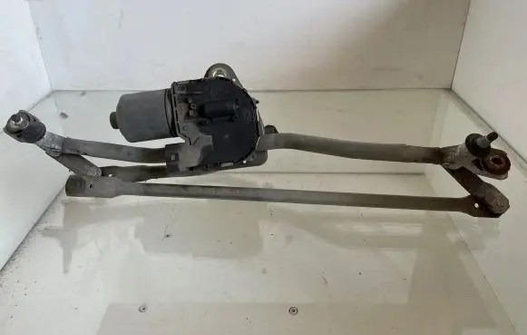 Audi A6 S6 C6 4F Front wiper linkage and motor 4F1955119 0390241771 4F1955023B