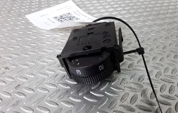 Ford Galaxy Headlight level height control switch 7M1941333A