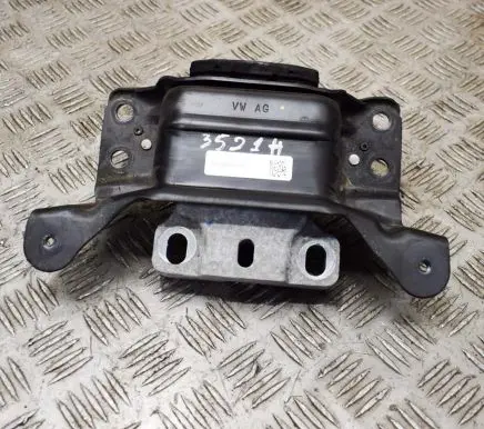 Skoda Octavia Mk3 (5E) Engine mount bracket 5Q0199555BG
