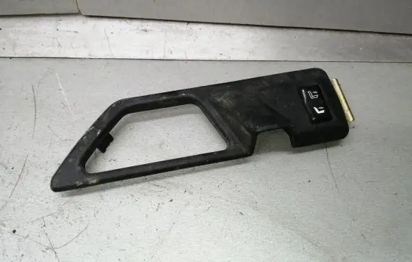 Mercedes-Benz E W124 Rear door interior handle trim A3013