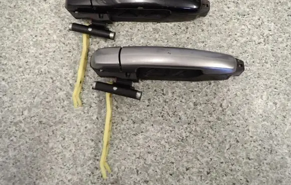 Suzuki Swift I Sliding door exterior handle 
