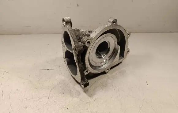 Mercedes-Benz E W213 Water pump A6542000001