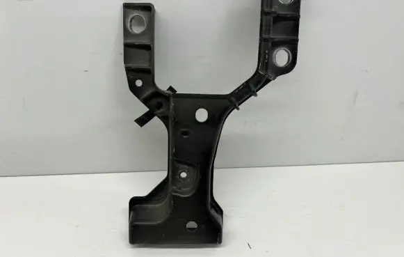 Jaguar F-Pace Other engine bay part HK8317K899AD