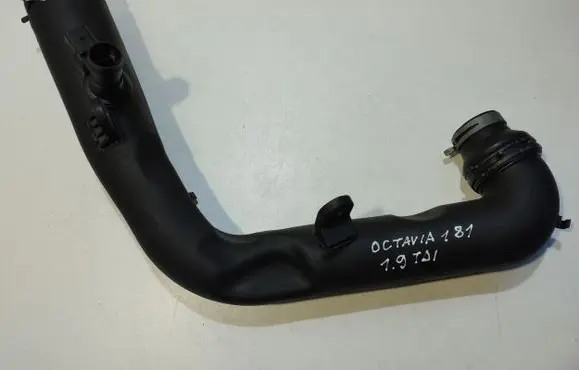 Skoda Octavia Mk2 (1Z) Intercooler pipe mounting bracket 1K0129654AG 1K0129627B