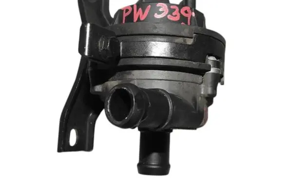 Alfa Romeo Giulia Electric auxiliary coolant/water pump 00505528600
