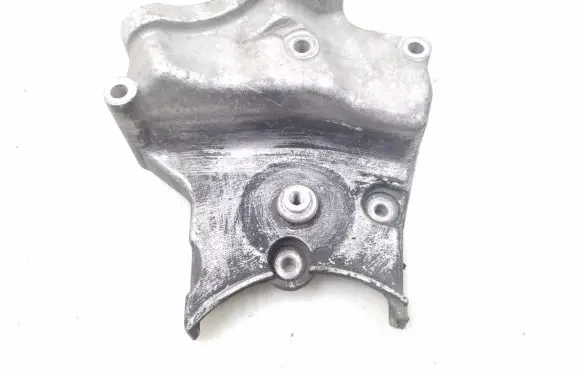 Opel Zafira B Engine mounting bracket 55187676