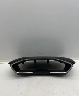 Dashboard trim