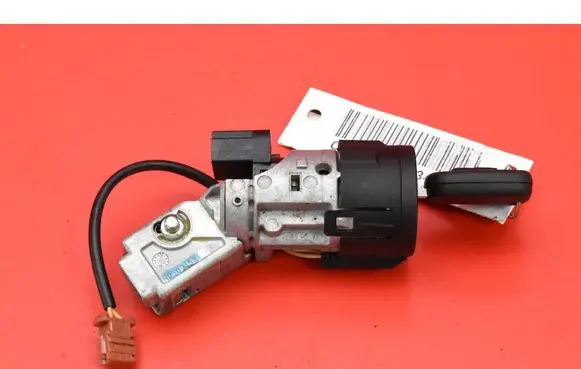 Citroen C3 Picasso Ignition lock N0502455