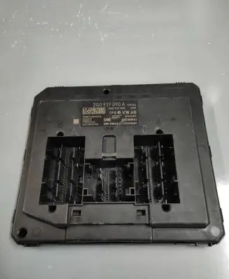 Volkswagen Polo VI Comfort/convenience module 2Q0937090A 2Q0937090