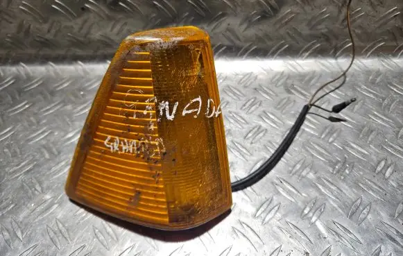 Ford Granada Front indicator light 78GG13368AA 32769R6