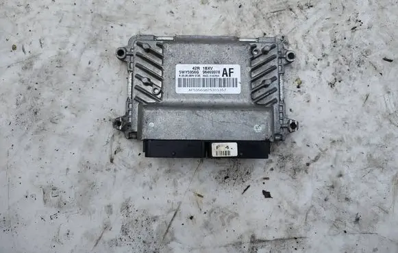 Chevrolet Aveo Engine control unit/module 96469978AF