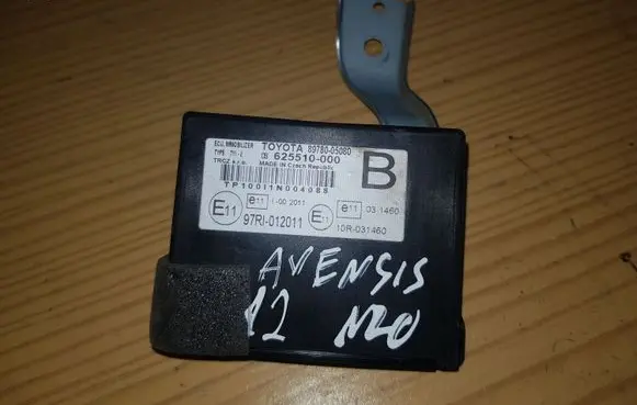 Toyota Avensis T270 Alarm control unit/module 8978005080